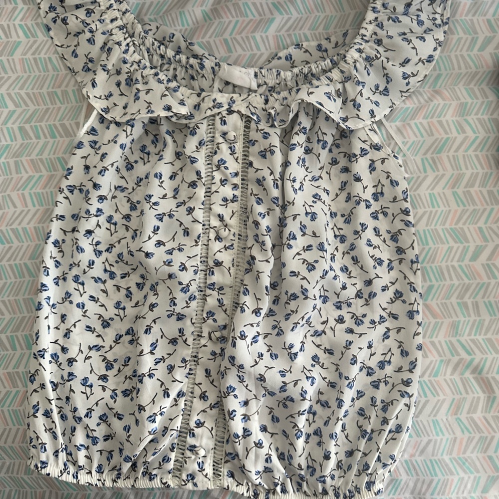 Girl blouse size XS